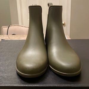Hunter Green Rain Boots